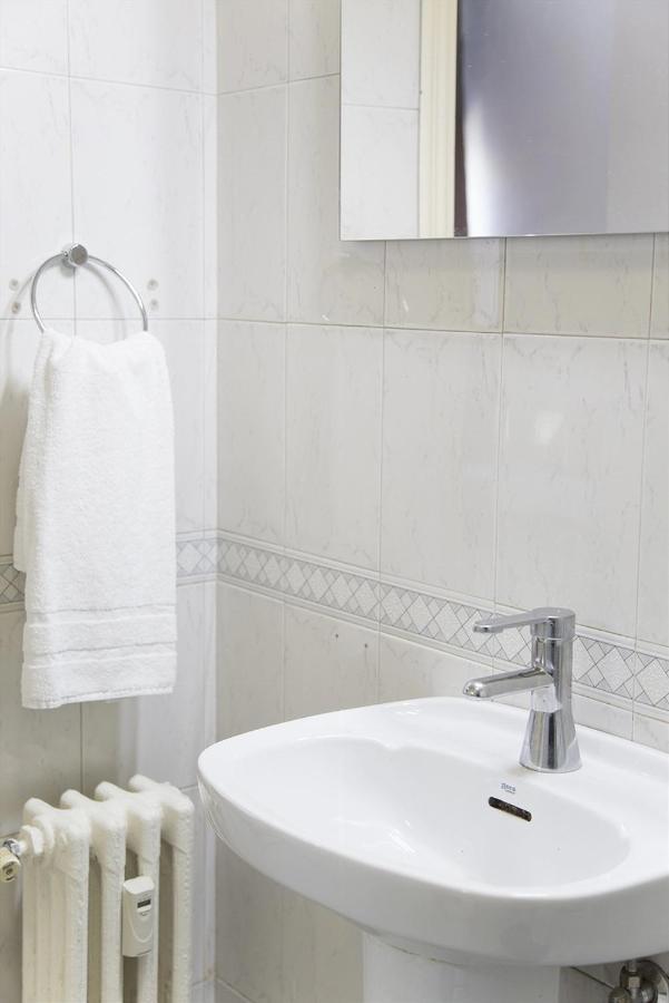 Apartamento En Plaza Callao Madrid Exterior photo